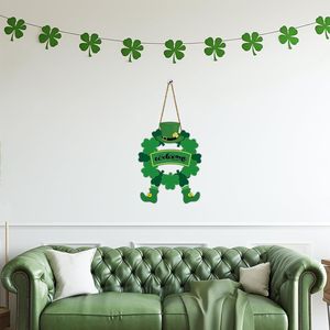 Decorazioni da parete per la festa di San Patrizio, ghirlanda in legno per porta d'ingresso con trifoglio, leprechaun con cappello a cilindro e piedi, decorazioni da appendere - Product Image 3