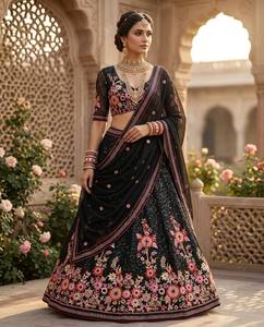 Conjunto de Lehenga Choli de Tela Bordada Divyam Creation, Estilo Tradicional de Boda para Mujer, Estilo India Pakistán, con Spandex - Product Image 4