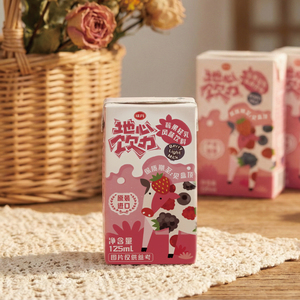 Vedan <b>Berry</b> <b>Light</b> Milk Drink 125ml Low Fat Flavored Fruit Juice Box Packaging - Product Image 5