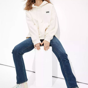 Hoodie oversize en molleton à épaules tombantes, design uni, logo personnalisable et de haute qualité / Vêtement décontracté pour femme à prix abordable - Product Image 3