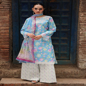 Shalwar kameez pakistanais de haute qualité, qualité export, pour femmes, en coton/lawn, costumes brodés. - Product Image 1