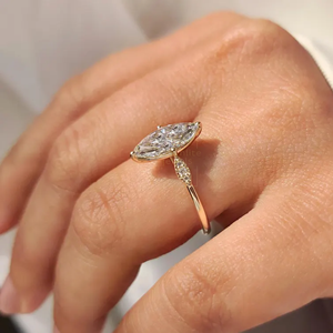 Anillo de Plata 925 con Moissanita de Alta Calidad, Elegante y Vintage, para Mujer, Joyería de Lujo, Regalo de Boda o Compromiso Disponible - Product Image 4