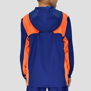 Conjunto Deportivo de Dos Piezas Personalizado OEM, Chaqueta Cortavientos con Cierre de 1/4 y Pantalones Cortos de Nailon Unisex para Hombre - Product Image 6