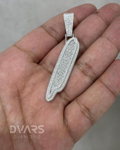 Colgante Personalizado con Inicial, Diamante Moissanite VVS, Plata de Ley 925, Bañado en Oro Blanco, Estilo Hip Hop - Product Image 4