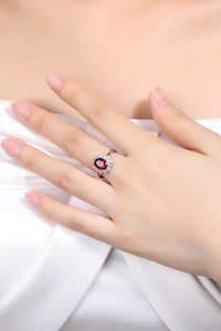 Bagues de mode en acier inoxydable en gros pour femmes, bijoux de luxe avec diamants, bagues de doigt, accessoires de bijouterie tendance - Product Image 5