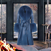 Manteau long en fourrure populaire pour femmes, trench-coat bleu clair avec fourrure de renard de Mongolie et ceinture en peau de mouton à motif léopard
