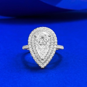 Bague en Moissanite Diamantée de Luxe en Promotion avec Design de Pierre Brillante pour Femme et Homme, Idéale pour Mariage, Fiançailles et Soirées - Product Image 4