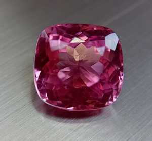 Morganita Rosa, Corte Cojín, Piedra Preciosa Natural Rara, Certificada, Color Rosa Melocotón, Piedra de Joyería Premium - Product Image 1