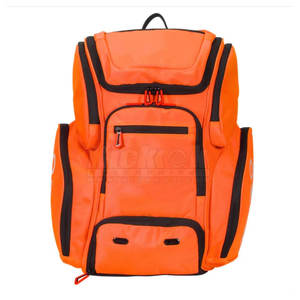 Bolsa de equipo para jugador de béisbol profesional con tela resistente y gran capacidad de almacenamiento para bates, casco y guantes. - Product Image 3