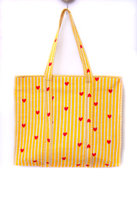 Sac fourre-tout matelassé à imprimé cœurs jaunes, sac fourre-tout en coton fait main, sac de plage rayé, grand sac de shopping, sac de voyage polyvalent - Product Image 2