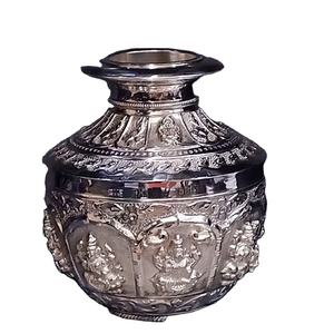 Kalash Tradicional Hindú de Aluminio para Ceremonias de Pooja, Rituales de Boda y Uso en el Mandir del Hogar, Decoración del Hogar, Acabado Pulido - Product Image 1