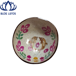 [HAUTE QUALITÉ] |   Ensemble de bols en bois de coco écologiques, végétaliens et biologiques, à motif floral sculpté, pour salades et smoothies, du Vietnam - Product Image 3