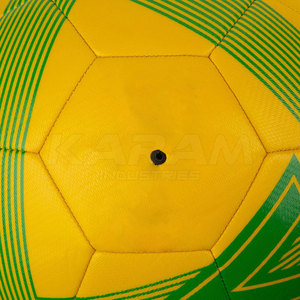 Ballon de football écologique de haute qualité fabriqué en usine, design personnalisé, vente chaude, matériau léger et durable - Product Image 5