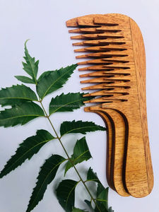 Neem de l'Inde avec le meilleur peigne à cheveux en bois de Neem pour la promotion de salon à domicile et l'utilisation de voyage du fournisseur indien au prix d'exportation - Product Image 6