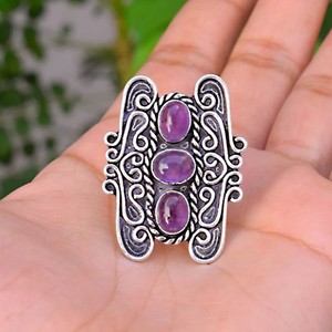 แหวนพลอยอเมทิสต์ทำมือ สไตล์โบโฮ เครื่องประดับแนวเทพนิยาย แหวนพลอยอเมทิสต์ธรรมชาติ แหวนดีไซน์โดดเด่น - Product Image 3