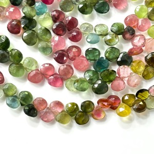 Cuentas facetadas de turmalina natural multicolor en forma de corazón de 6-6.5 mm, hilo de 9 pulgadas para la fabricación de joyería a precio de mayoreo. - Product Image 2