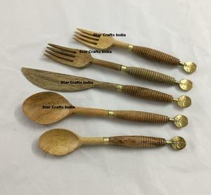 Ensemble de cuillères et fourchettes en bois Patelai, ensemble d'ustensiles de table en bois, ensemble de couverts réutilisables, ensemble de vaisselle artisanal, ensemble de couverts naturels faits à la main - Product Image 2