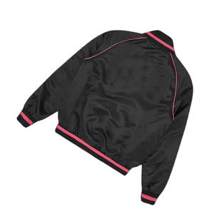 Blouson Bomber en Satin Personnalisé de Haute Qualité 2026 – Veste de Baseball en Polyester Hiver pour Hommes et Femmes – Blouson Varsity en Satin Sur Mesure pour Hommes - Product Image 4