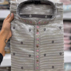 Conjunto de Kurta y Pijama Jacquard Premium para Hombre con Lentejuelas – Ropa Étnica de Diseño para Bodas y Fiestas - Product Image 1