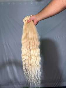 Extensions de cheveux synthétiques ondulés profonds pour tresses au crochet, couleur blonde ombrée, pour femmes - Product Image 1