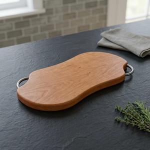 Plateau de service en bois fait main avec poignées métalliques, finition naturelle, non traité, pour contact alimentaire, usage résidentiel - Product Image 3