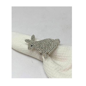 ที่ใส่ผ้าเช็ดปากงานแต่งงานแบบคริสตัลสีเงินประดับเพชรเทียมทันสมัย ทนทาน เป็นมิตรกับสิ่งแวดล้อม ตกแต่งโต๊ะอาหาร - Product Image 4