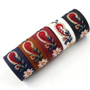 Nueva Pulsera Boho Bordada con Flores de Cachemira, Brazalete Ancho de Cuero PU para Mujer, Joyería Femenina - Product Image 1