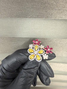 Anillo de Diamantes de Lujo con Flores, Oro de 18K, Zafiro Amarillo y Rubí Rosa, Anillo Floral para Mujer, Joyería Fina, Anillo de Cóctel con Diamantes Personalizados - Product Image 3