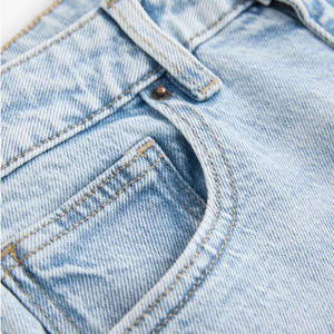 Shorts longs en jean pour femmes – Vente en gros directe usine – Prix compétitif – Tissu extensible confortable – Tendance 2026 – Jorts tendance OEM - Product Image 3