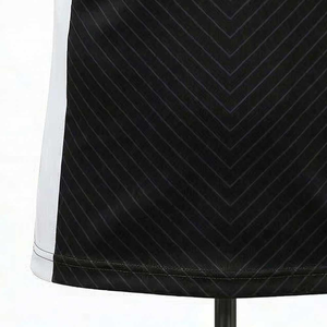 Camiseta de Manga Corta con Cuello Redondo y Estampado Geométrico Blanco y Negro para Hombre, Transpirable, Deportiva, de Punto, Corte Regular - Product Image 4