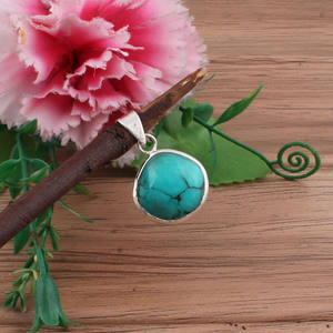 Collar de Turquesa Natural con Colgante de Plata de Ley 925 con Engaste de Platino, Collar Azul Hecho a Mano Vintage, Joyería Real - Product Image 1