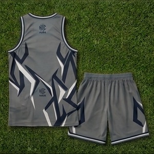 Ensemble d'uniformes de basketball unisexe de qualité supérieure, jaune et noir, sublimé, col en V, sans manches, anti-humidité, coupe athlétique, logo personnalisé - Product Image 4