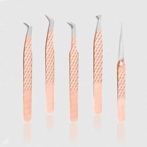 Vente en gros Ensemble de pinces à épiler d'extension de cils en acier inoxydable Marque privée Couleur neutre Volume de la pointe en fibre argentée diamantée - Product Image 1