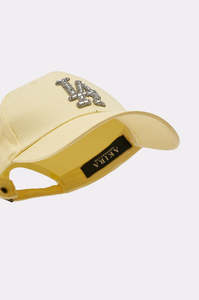 Gorra de Béisbol Amarilla AKIRA de 6 Paneles con Logotipo de Diamantes de Imitación, Ajustable, Unisex, Estilo Casual Urbano, Primavera Verano, Tela de Sarga 100% Algodón - Product Image 6