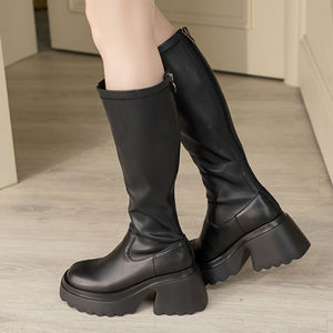 Bottes noires à talon épais Ann's, semelle plateforme de 8,5 cm - Product Image 1