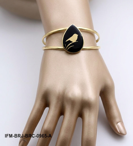 กำไลข้อมือทองเหลืองทำมือ ลายรูปนก เคลือบสีดำ ดีไซน์ทันสมัย ของขวัญสำหรับผู้หญิง ป้องกันการหมองคล้ำด้วยสารเคลือบป้องกัน KENWAY - Product Image 5