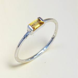 Anillo de Citrino Elegante de Plata de Ley 925 con Diseño Minimalista, Joyería Fina Más Vendida en 2026, Regalo de Joyería Elegante para Mujeres y Niñas - Product Image 1