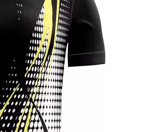 T-shirt pour homme à manches courtes, imprimé par sublimation, col rond, coupe ajustée, séchage rapide, en polyester tricoté, motif à pois sportif, noir et jaune - Product Image 6