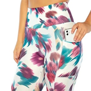 Leggings sublimados para mujer al por mayor, nueva llegada, alta calidad, suaves y a la moda, leggings sublimados para mujer totalmente personalizados - Product Image 3
