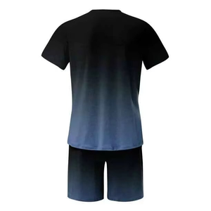 ชุดเสื้อยืดและกางเกงขาสั้นผู้ชาย 2 ชิ้น แบบลำลองสำหรับฤดูร้อน พิมพ์โลโก้ตามสั่ง ผลิตโดยผู้ผลิต OEM รับพิมพ์โลโก้ตามแบบ - Product Image 3