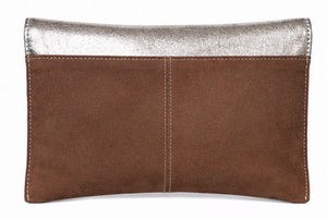 Sac de soirée enveloppe en suède doré marine pour femme, tendance, moderne, de luxe, avec rabat tressé, personnalisable, vente en gros - Product Image 3