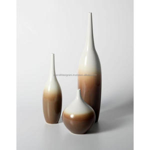 El último florero y jardineras plateados y blancos Hoteles y suministros para el hogar Macetas decorativas de lujo Macetas con acento Jarrón de TCD - Product Image 2
