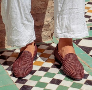 Mocassins en raphia tissés à la main : Chaussures pour hommes d'artisanat marocain - Product Image 2