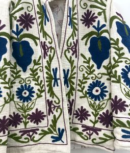 Manteau d'hiver blanc bohème, veste en coton brodée de fleurs Suzani, coupe-vent en tricot, col mandarin - Product Image 3