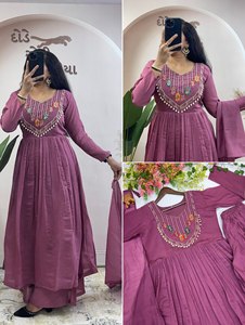 Salwar Kameez Moderno para Mujer, Puro MUL CHANDERI, Largo hasta el Tobillo, Corte Regular, Estilo Casual Étnico, Estilo India Pakistán, Verde Rosa, Envío Rápido - Product Image 4