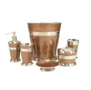 Dispensador de jabón, accesorios de baño, soporte metálico para pañuelos, soporte para cepillos de dientes, cubo de basura - Product Image 1