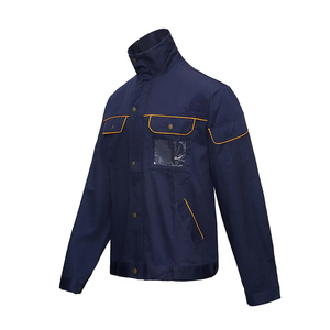 เสื้อแจ็คเก็ตทำงานอุตสาหกรรม OEM ทนทาน ผลิตจากผ้าฝ้ายผสมโพลีเอสเตอร์ เสริมความแข็งแรงบริเวณข้อศอก มีกระเป๋าหลายช่อง ชุดยูนิฟอร์มนิรภัยสำหรับแรงงาน  จำนวนสั่งขั้นต่ำน้อย  กระเป๋าแบบติดกระดุม - Product Image 1