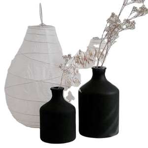 Jarrón de Mesa Moderno de Lujo, Hecho a Mano con Metal Plateado Martillado, Ecológico, para Decoración del Hogar, Bodas y Arreglos Florales - Product Image 2