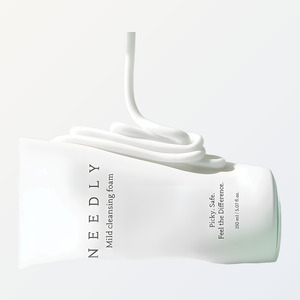 Espuma limpiadora suave NEEDLY de 150 ml para el cuidado de la piel coreana original, limpiador facial hecho en Corea con aceite de oliva blanco. - Product Image 2