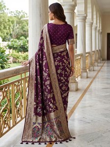 Purple Banarasi Silk Saree Zari Floral Weaving Traditional Indian Wedding Party <b>Dress</b> for Women - Product Image 3